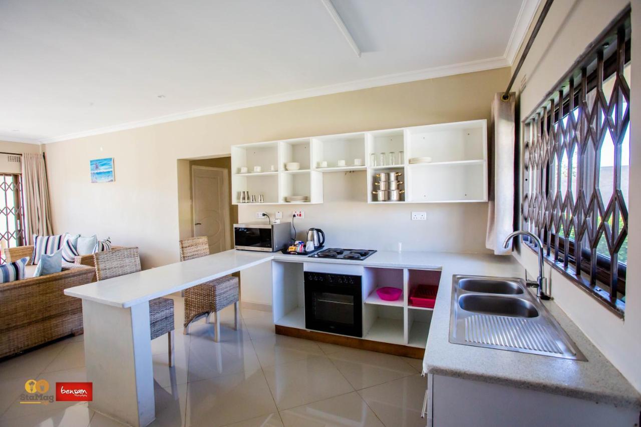 Douglas Lodge & Apartments ลิลองเว ภายนอก รูปภาพ